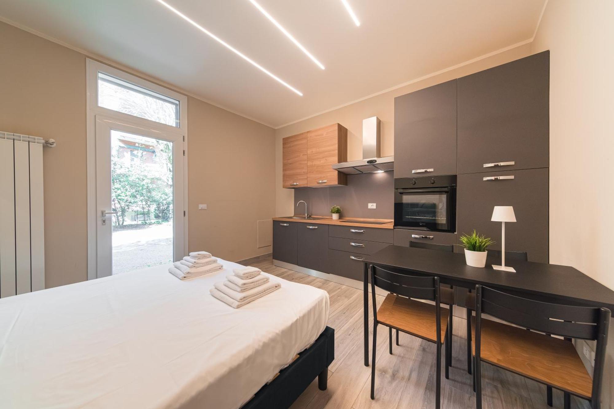 Dall'Arca Suites Bologna Station - Center - Fiera Exterior photo